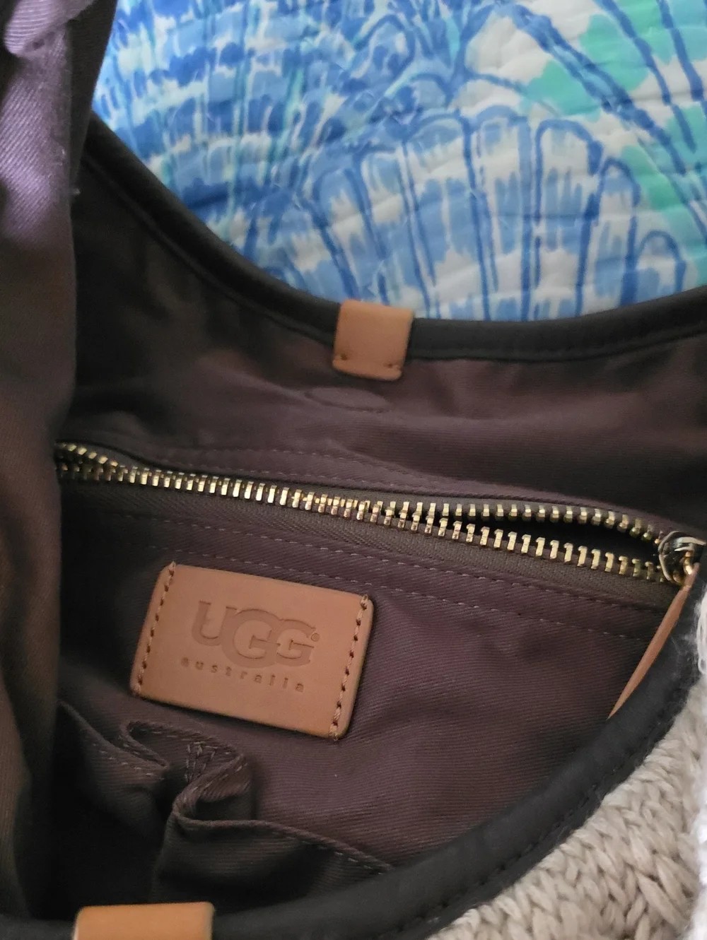 UGG Oatmeal Cable-Knit Shoulder Bag with Leather